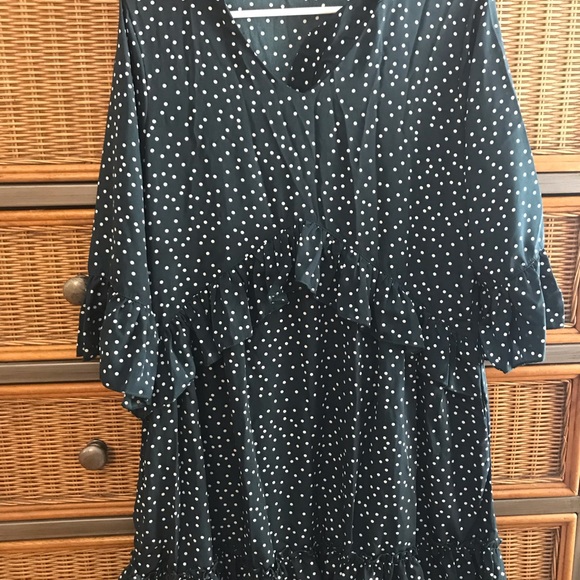 MITILLY Women’s green boho dress, brand new! - Picture 8 of 8